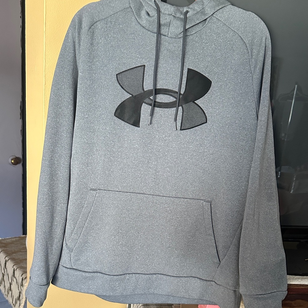 Under Armour Men's Charcoal Hoodie